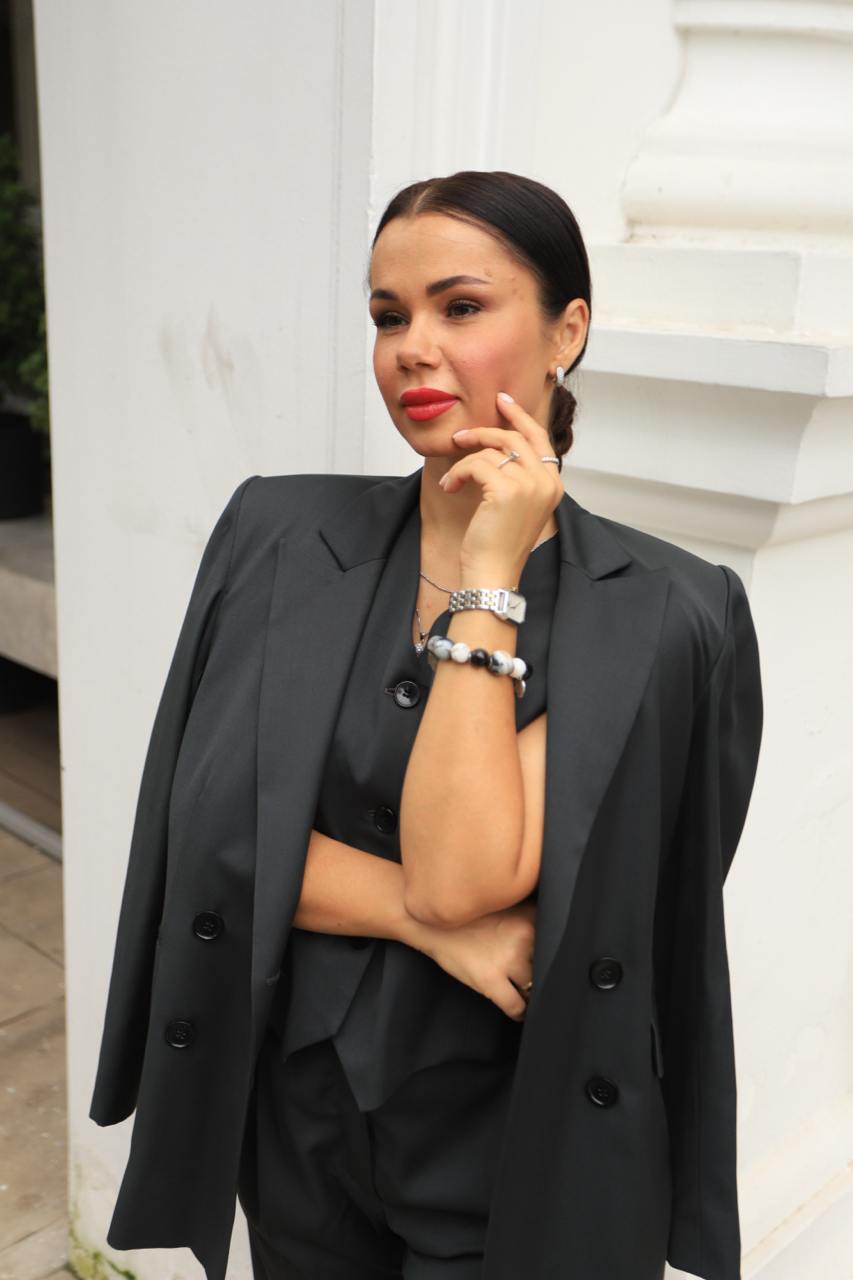 Ксения Микаелян